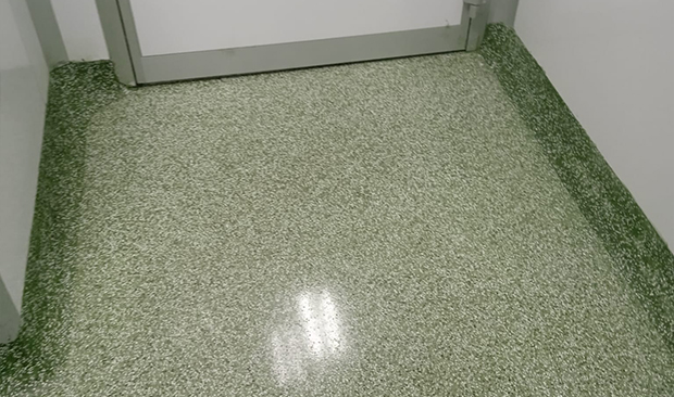 MAnutenzione pavimenti in resina